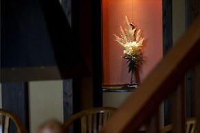 Yufuin Onsen Toshoan