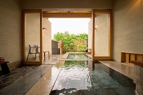 Yufuin Onsen Toshoan