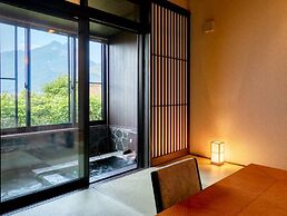 Yufuin Onsen Toshoan