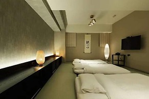 KUN Tour Hotel Feng Chai