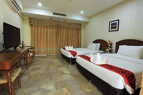 Goldenland Resort