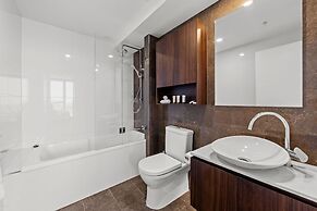 Brisbane Skytower by CLLIX