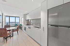 Brisbane Skytower by CLLIX