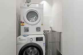 Brisbane Skytower by CLLIX