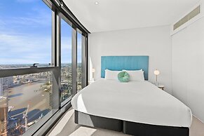 Brisbane Skytower by CLLIX