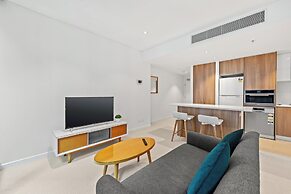 Brisbane Skytower by CLLIX