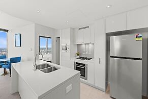 Brisbane Skytower by CLLIX