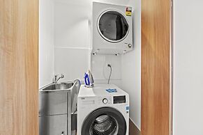 Brisbane Skytower by CLLIX