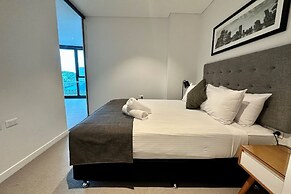 Brisbane Skytower by CLLIX