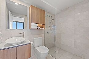 Brisbane Skytower by CLLIX