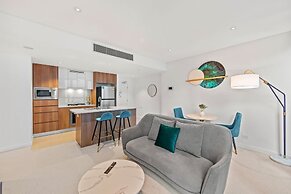 Brisbane Skytower by CLLIX