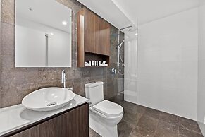 Brisbane Skytower by CLLIX