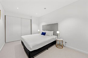 Brisbane Skytower by CLLIX