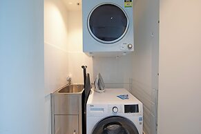 Brisbane Skytower by CLLIX