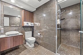 Brisbane Skytower by CLLIX