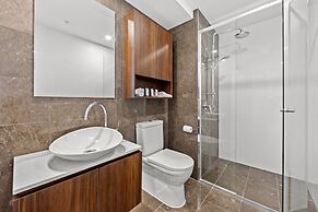 Brisbane Skytower by CLLIX