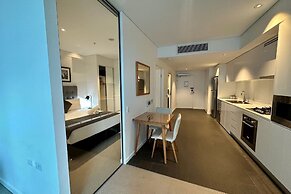 Brisbane Skytower by CLLIX