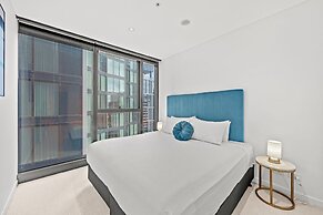 Brisbane Skytower by CLLIX