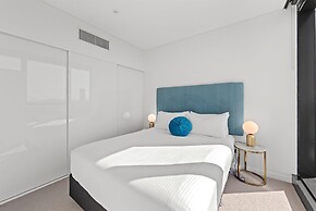 Brisbane Skytower by CLLIX