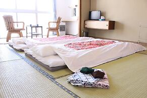 Biei Guest House Sirogane no Yu - Hostel