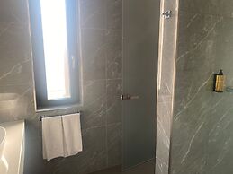 Gatto Bianco Mia Aparthotel