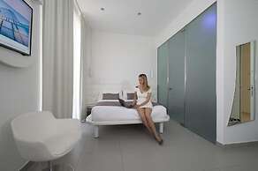 Gatto Bianco Mia Aparthotel