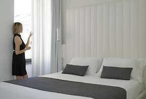 Gatto Bianco Mia Aparthotel