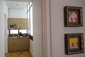 Majestic Apartments Champs Elysées