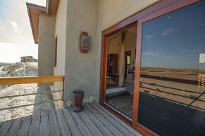 Desert Breeze Lodge
