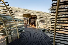 Evolve Back Kalahari