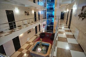 Oasis Hotel