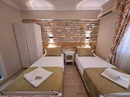 Ilyada Hotel