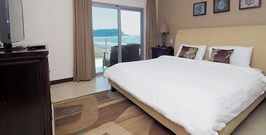 Condominio Diamante del Sol by CRHR