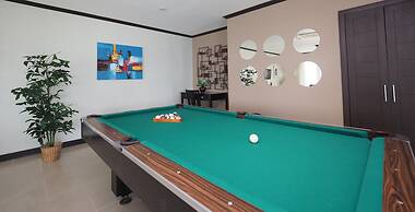 Condominio Diamante del Sol by CRHR