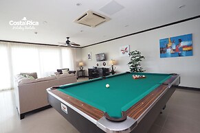 Condominio Diamante del Sol by CRHR