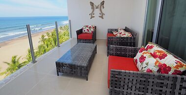 Condominio Diamante del Sol by CRHR