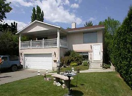 Beach Access Kelowna Rental Home Upper Unit by KVR