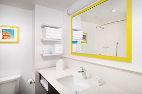 Hampton Inn Miami - Airport East, FL