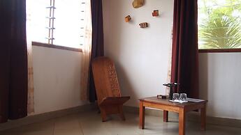 Caliente Beach Lodge