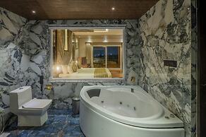 Saya Grand Club & Spa Resort