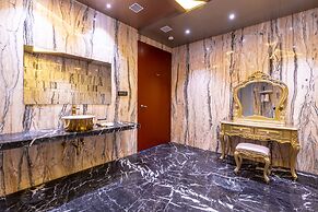 Saya Grand Club & Spa Resort