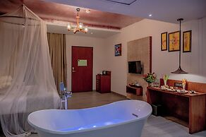 Saya Grand Club & Spa Resort