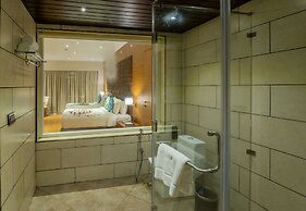 Saya Grand Club & Spa Resort