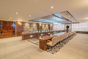 Saya Grand Club & Spa Resort