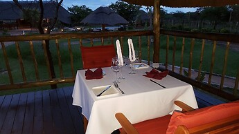 Makumutu Lodge & Campsite