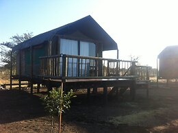 Makumutu Lodge & Campsite