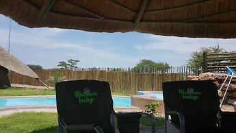 Makumutu Lodge & Campsite