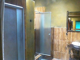 Makumutu Lodge & Campsite