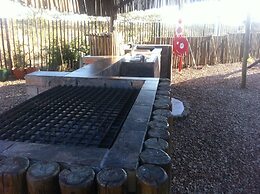 Makumutu Lodge & Campsite