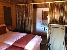 Makumutu Lodge & Campsite